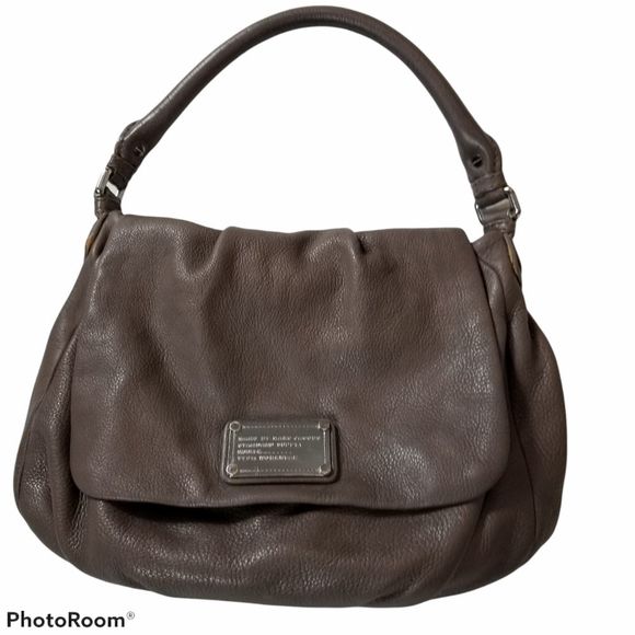 Marc Jacobs Handbags - Marc Jacob's Workwear Pebbled leather Peuter bag